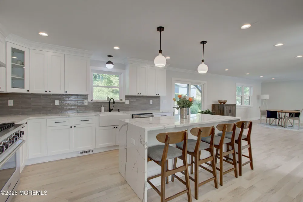 30 Bay Street Highlands, NJ 07732