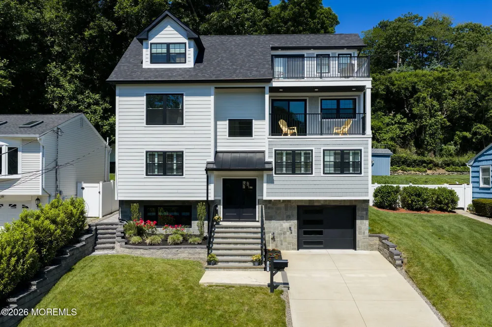 30 Bay Street Highlands, NJ 07732
