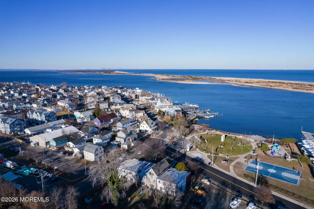 30 Bay Street Highlands, NJ 07732