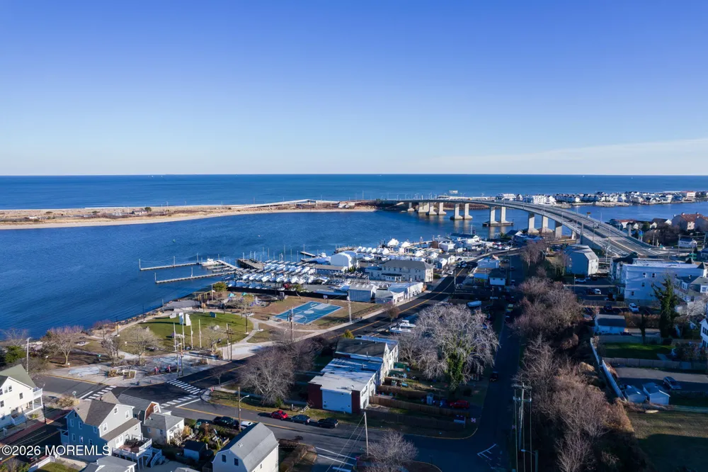 30 Bay Street Highlands, NJ 07732