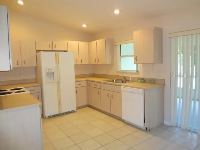 11 PONTIAC LANE #B Palm Coast, FL 32164