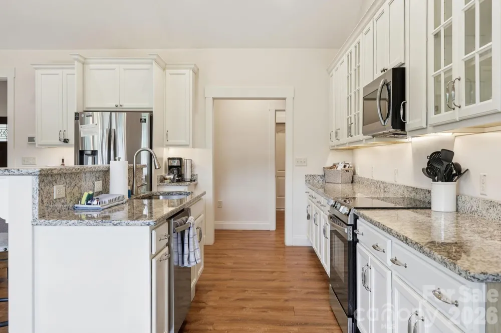 229 JD TRAIL Candler, NC 28715