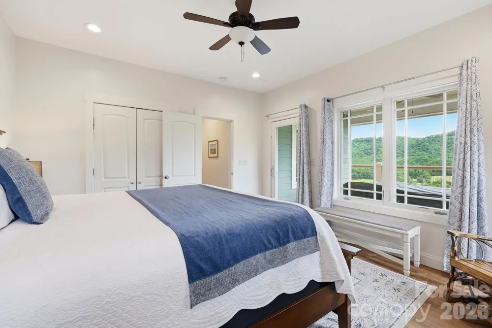 229 JD TRAIL Candler, NC 28715