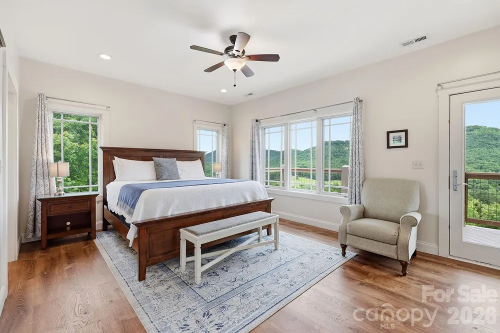 229 JD TRAIL Candler, NC 28715