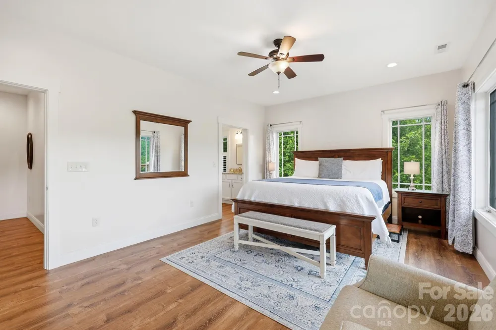229 JD TRAIL Candler, NC 28715