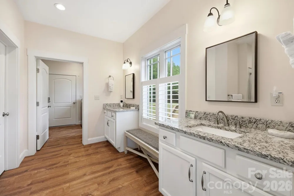 229 JD TRAIL Candler, NC 28715