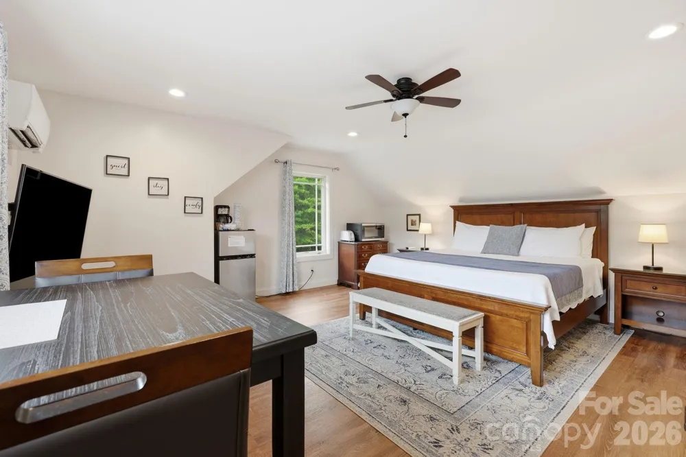 229 JD TRAIL Candler, NC 28715