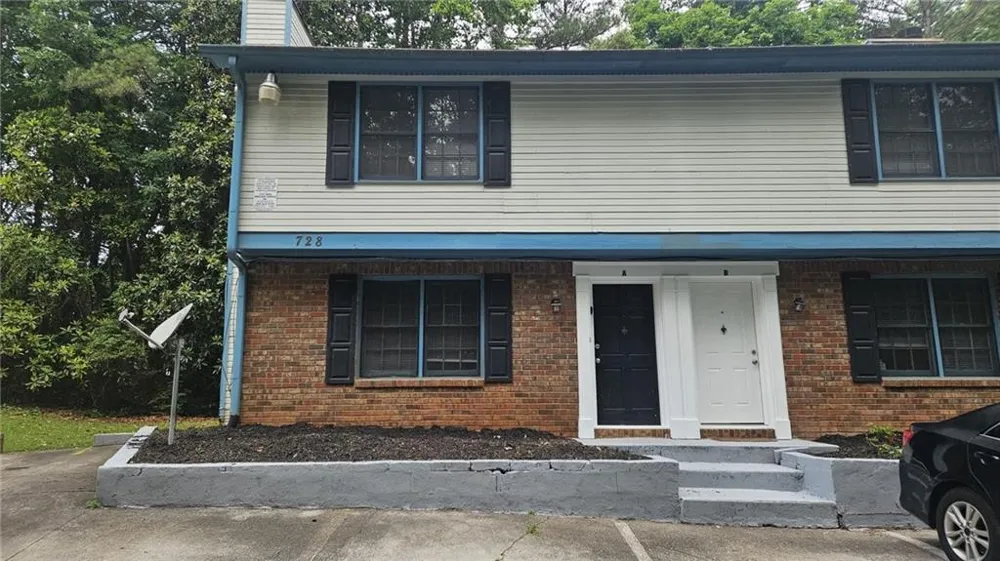 728 Burnt Creek Drive NW #B Lilburn, GA 30047
