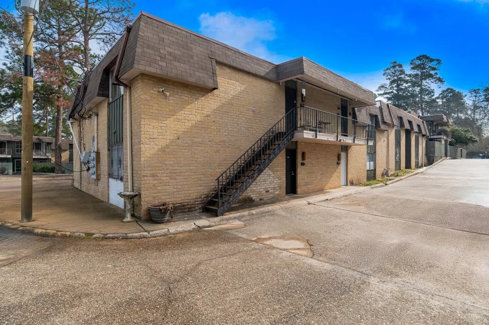 7000 Creswell Road #216 Shreveport, LA 71106