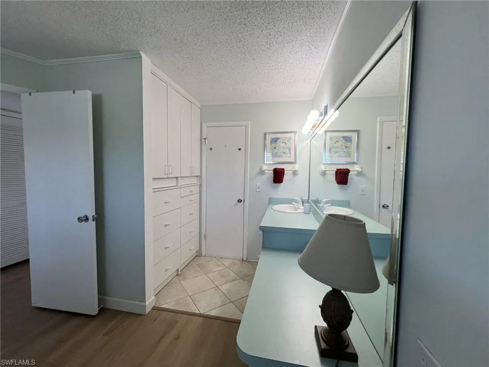 1250 Tennisplace Court #A33 Sanibel, FL 33957