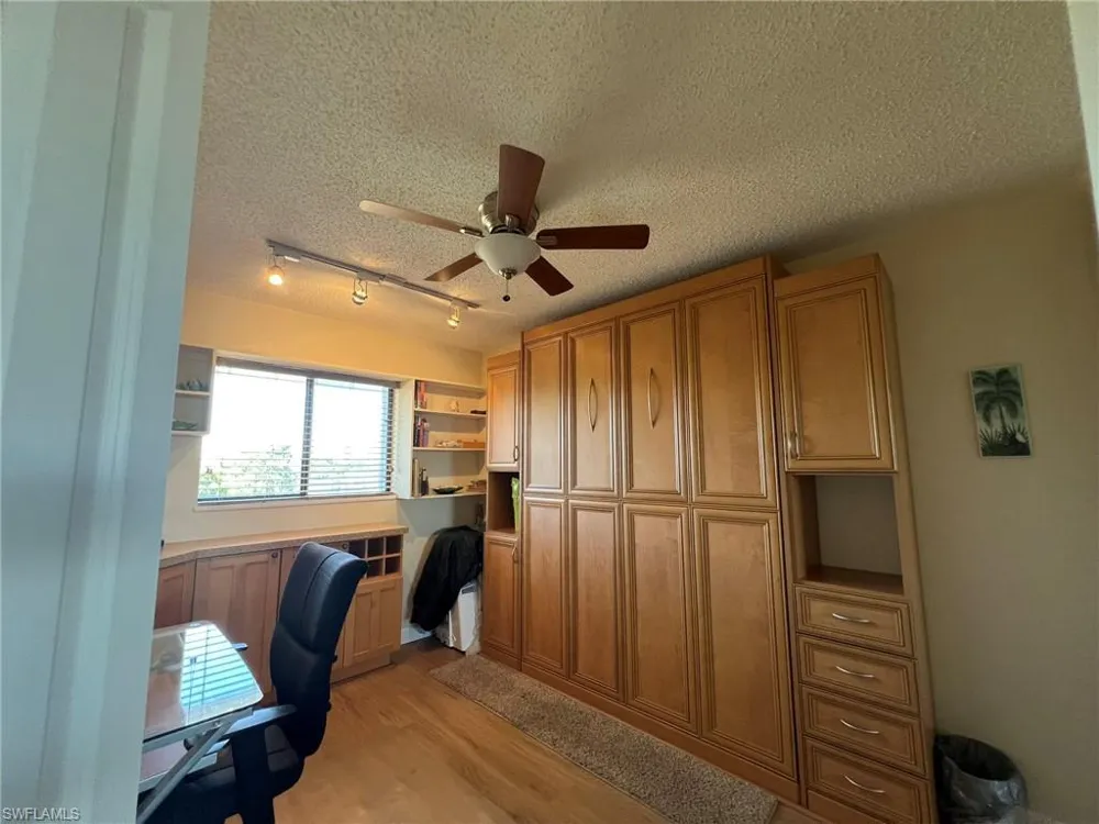 1250 Tennisplace Court #A33 Sanibel, FL 33957