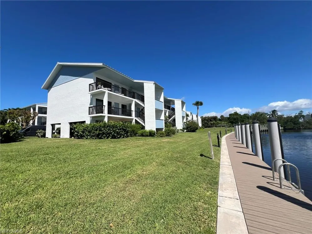 1250 Tennisplace Court #A33 Sanibel, FL 33957