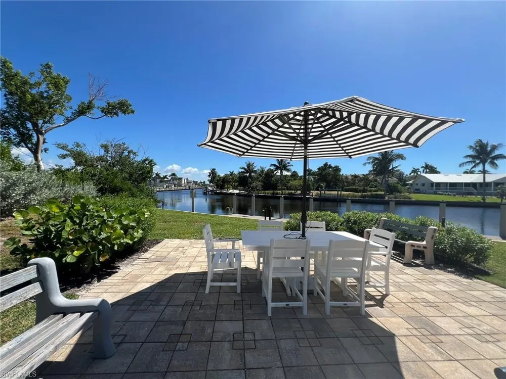 1250 Tennisplace Court #A33 Sanibel, FL 33957