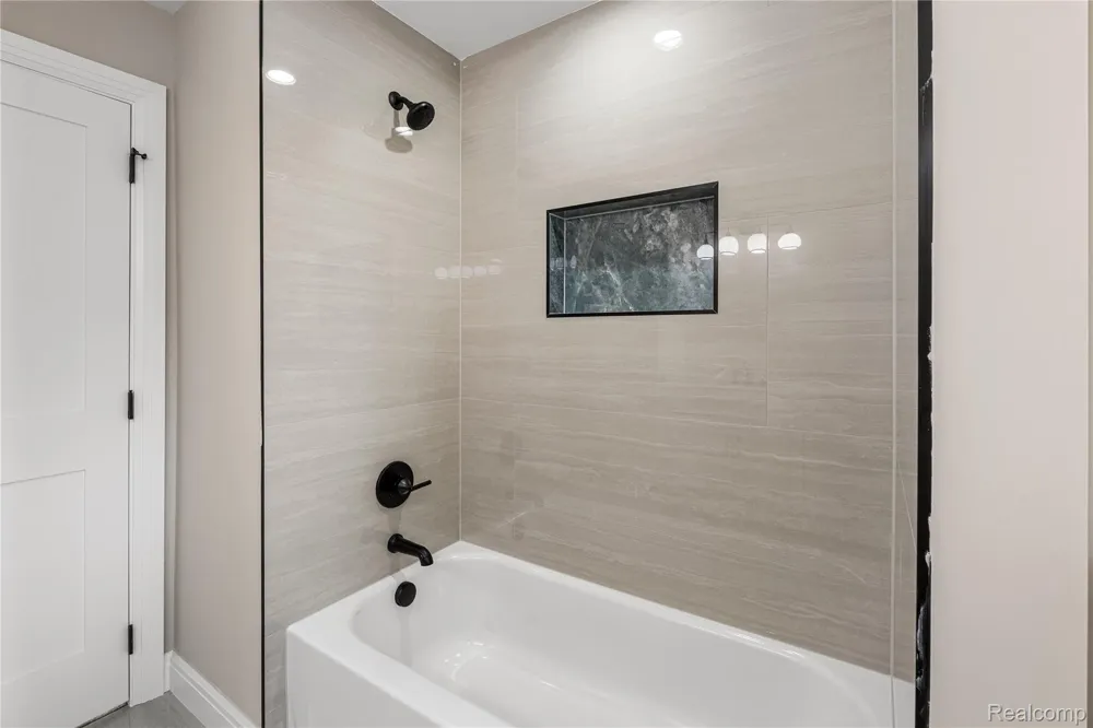 1356 MASTERS DRIVE Metamora Township, MI 48455