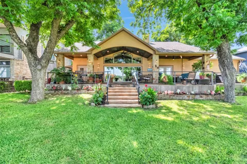 124 Riverbend Lane