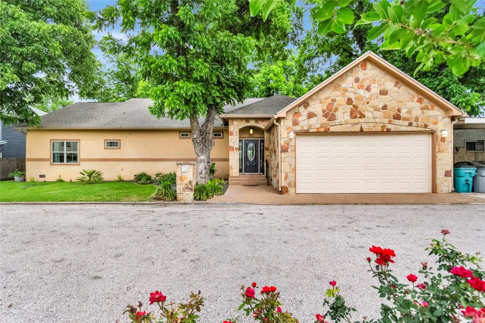 124 Riverbend Lane Kingsland, TX 78639