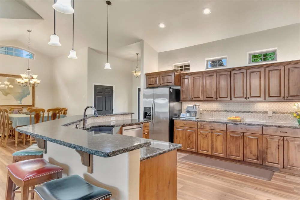 124 Riverbend Lane Kingsland, TX 78639