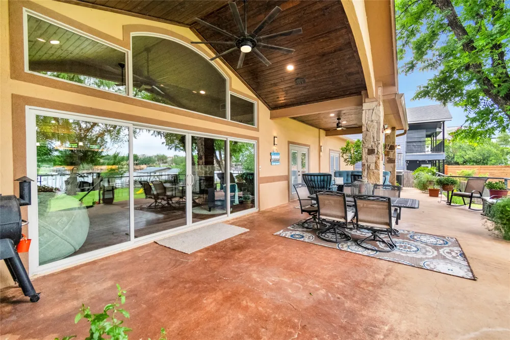 124 Riverbend Lane Kingsland, TX 78639