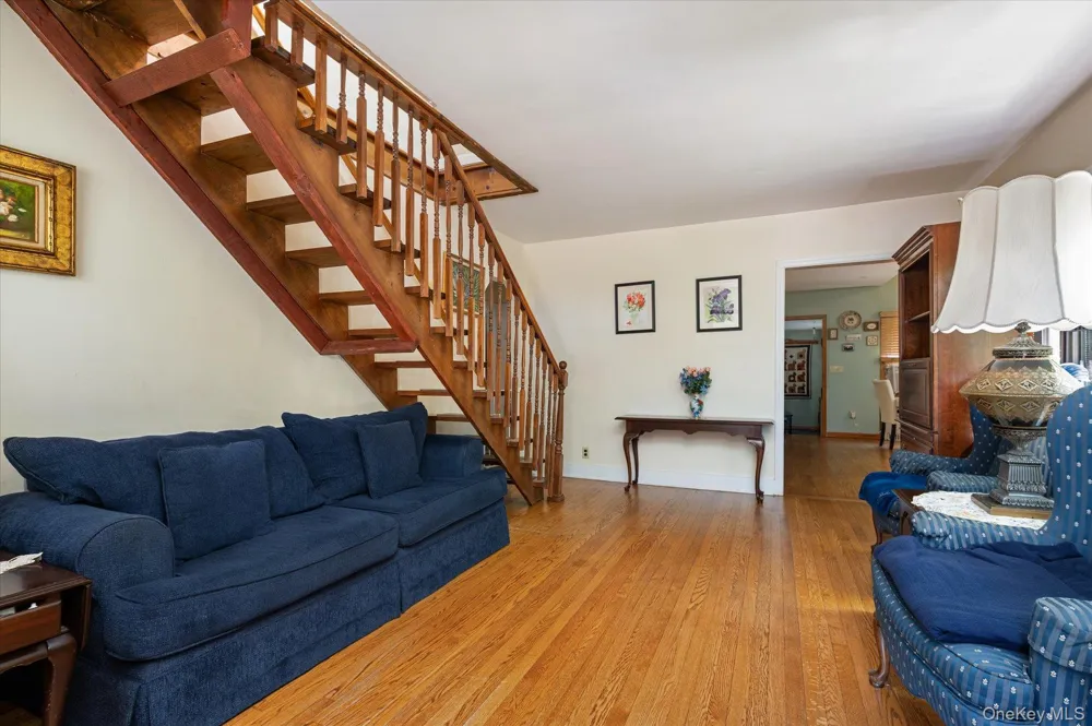 1045 Stanton Avenue Woodmere, NY 11598