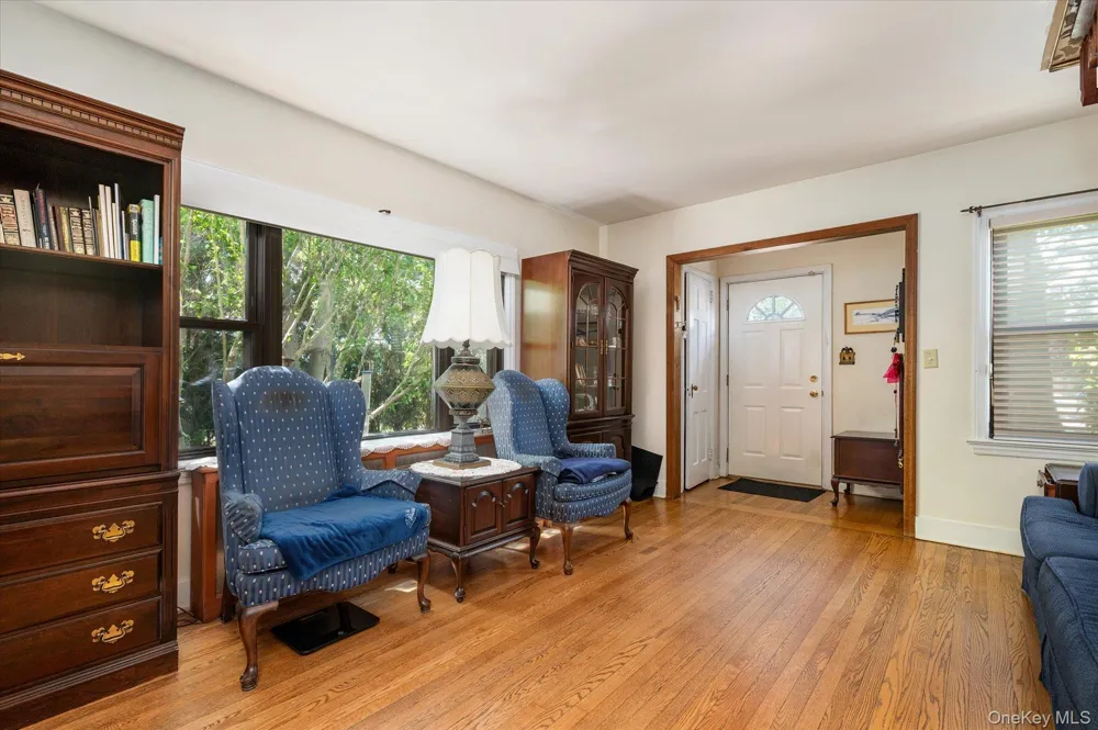 1045 Stanton Avenue Woodmere, NY 11598