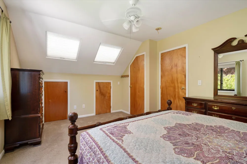 1045 Stanton Avenue Woodmere, NY 11598