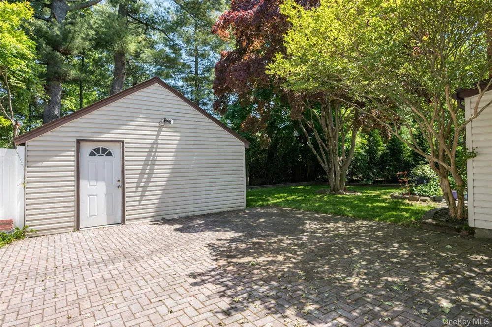 1045 Stanton Avenue Woodmere, NY 11598