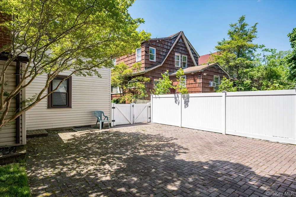 1045 Stanton Avenue Woodmere, NY 11598