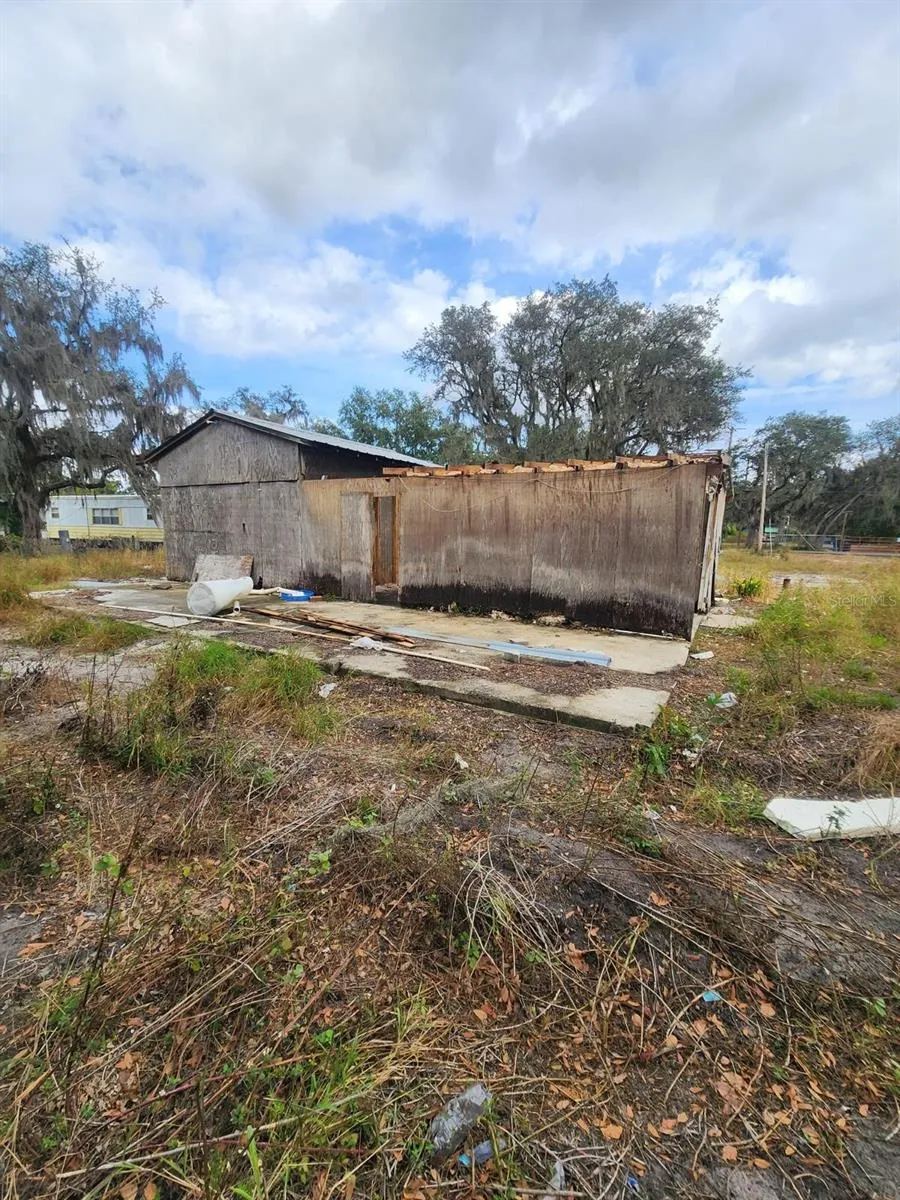 1409 WILKINSON DRIVE Plant City, FL 33566
