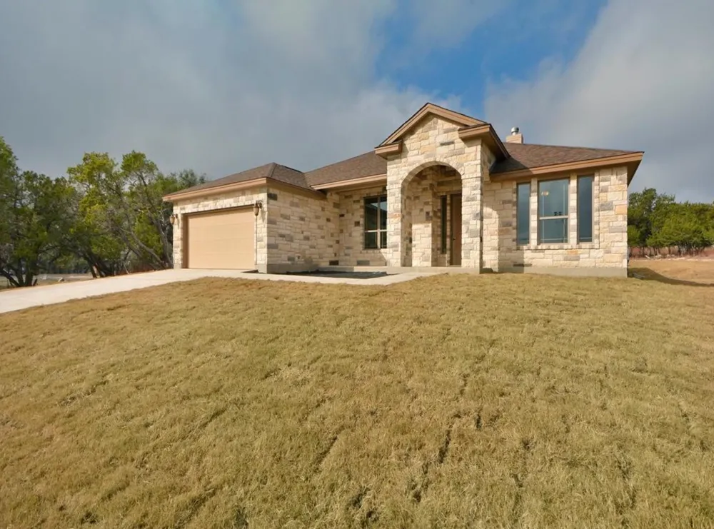 208 Venture Boulevard S Point Venture, TX 78645