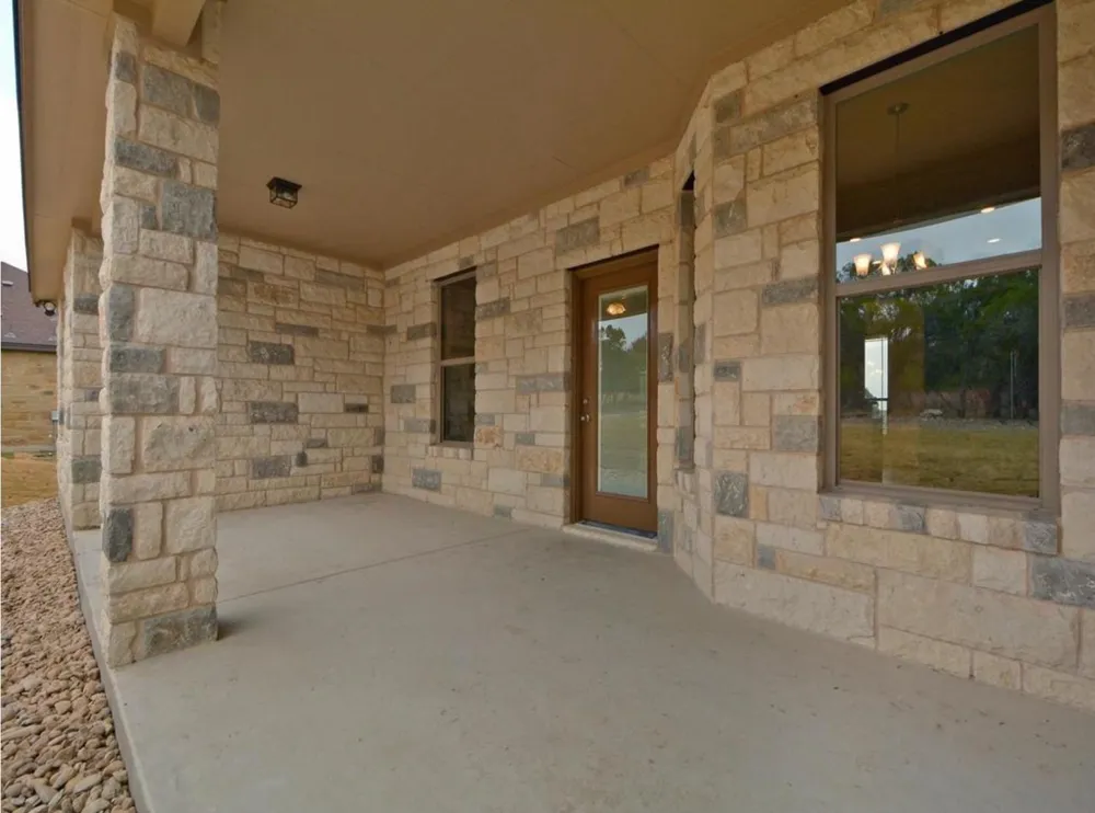 208 Venture Boulevard S Point Venture, TX 78645