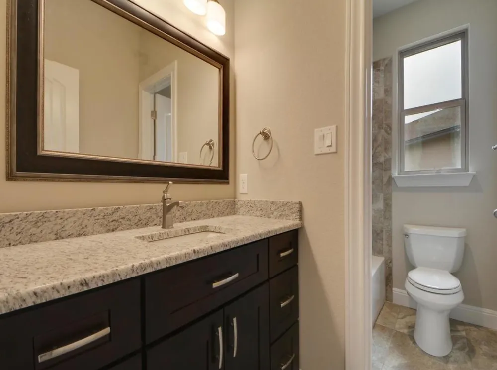 208 Venture Boulevard S Point Venture, TX 78645