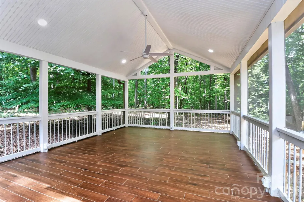 971 Stanley Lucia Road Mount Holly, NC 28120