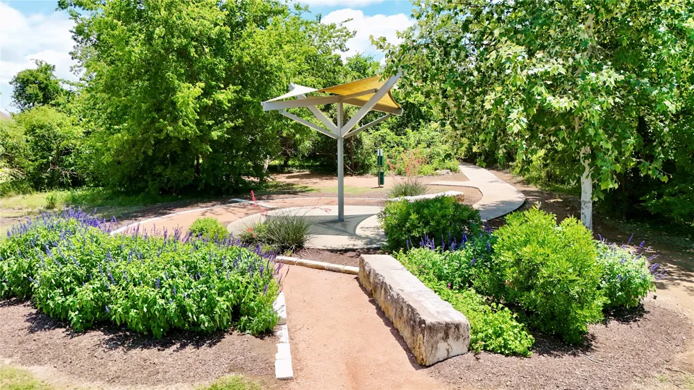 1729 Hidden Springs Path Round Rock, TX 78665