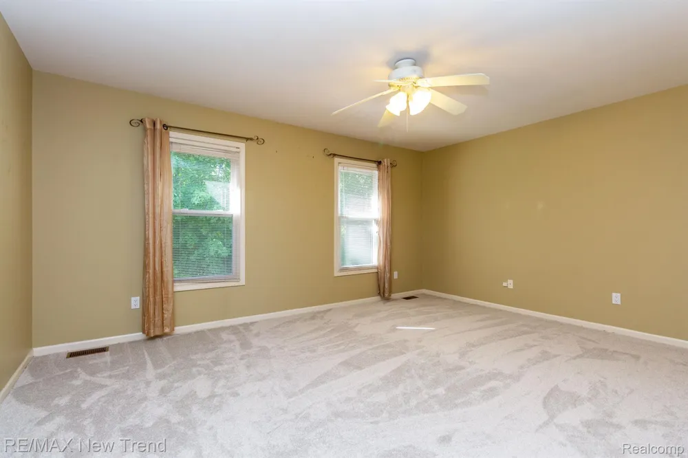 43159 Sandstone Novi City, MI 48377