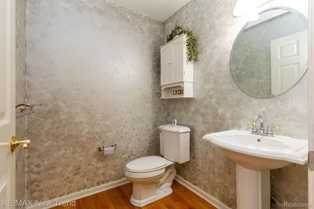 43159 Sandstone Novi City, MI 48377