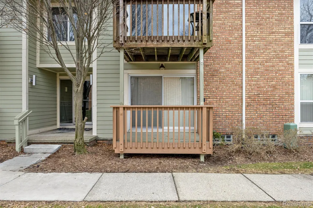 705 Randolph Street Northville City, MI 48167