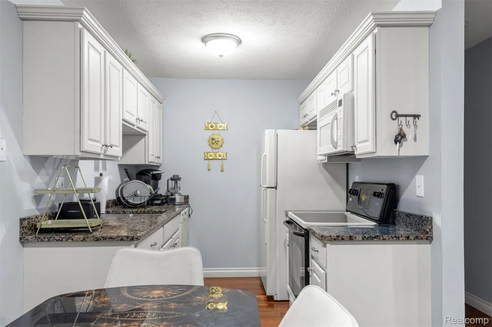 705 Randolph Street Northville City, MI 48167