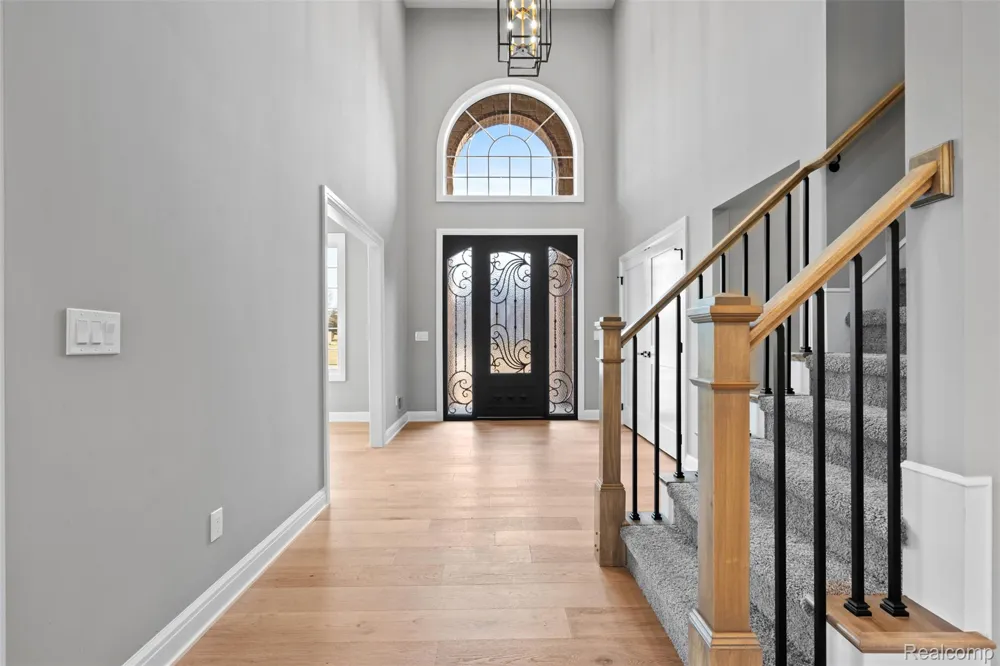 2185 Heidi Drive Addison Township, MI 48370