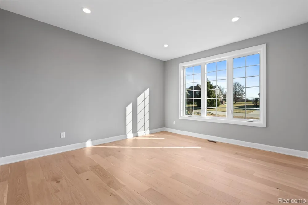 2185 Heidi Drive Addison Township, MI 48370