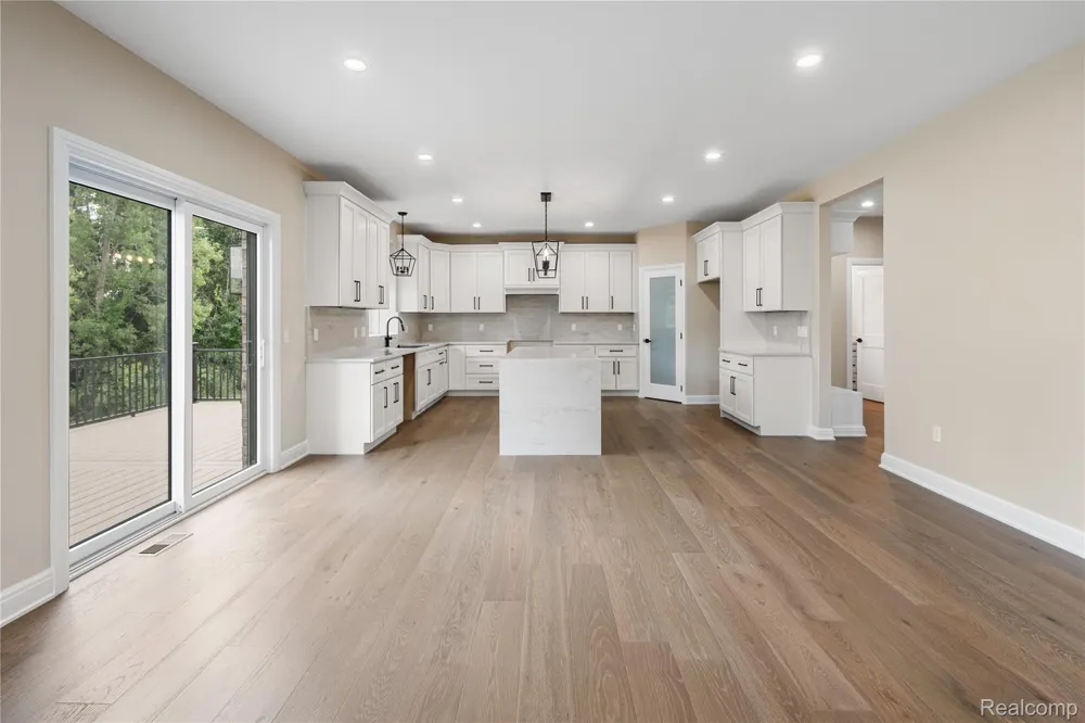 2185 Heidi Drive Addison Township, MI 48370