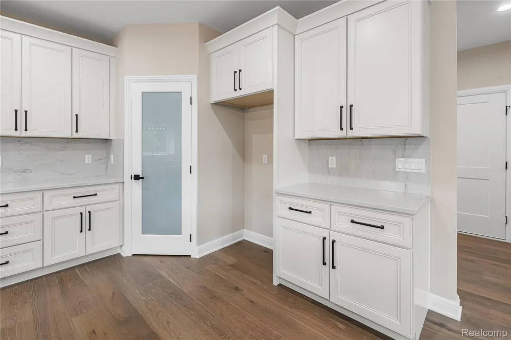 2185 Heidi Drive Addison Township, MI 48370