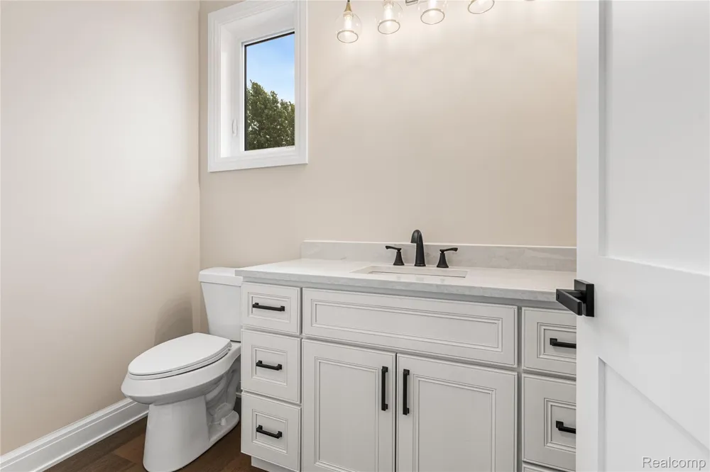 2185 Heidi Drive Addison Township, MI 48370