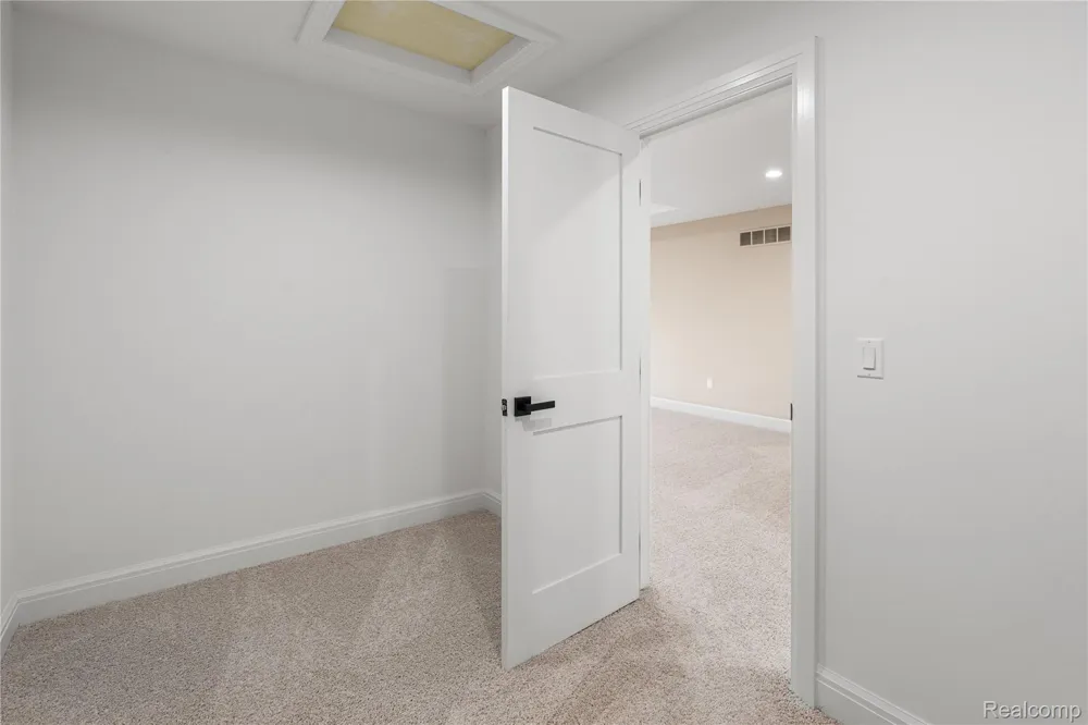 2185 Heidi Drive Addison Township, MI 48370
