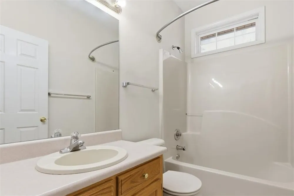 875 Knox Bridge Highway White, GA 30184