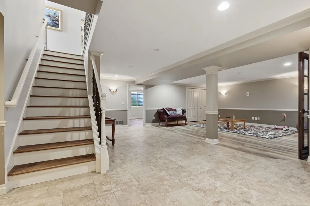 6241 Parliament Drive Washington Township, MI 48095