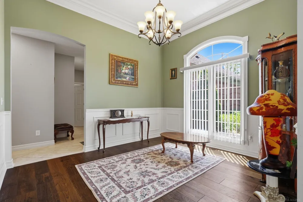 6241 Parliament Drive Washington Township, MI 48095