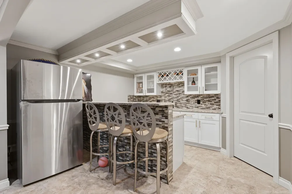 6241 Parliament Drive Washington Township, MI 48095