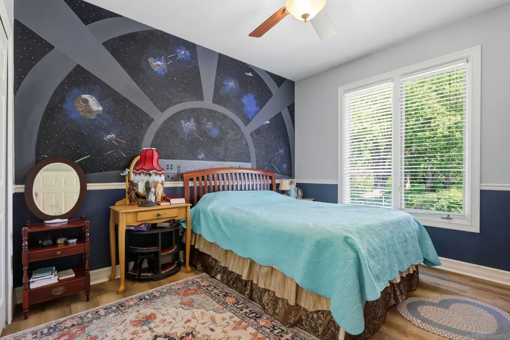 6241 Parliament Drive Washington Township, MI 48095