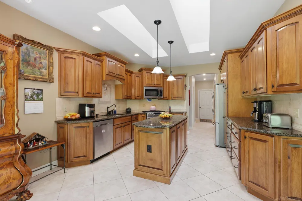 6241 Parliament Drive Washington Township, MI 48095