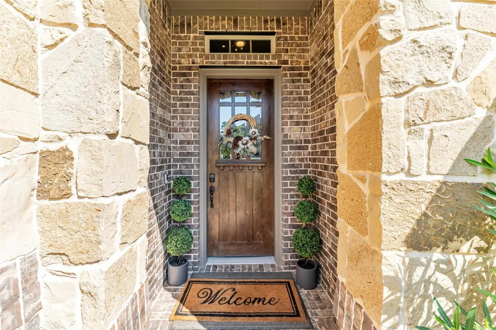 214 Reynosa Court Pinehurst, TX 77362